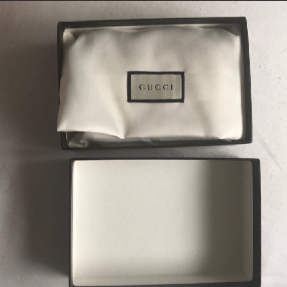 Gucci box - Picture 2 of 5